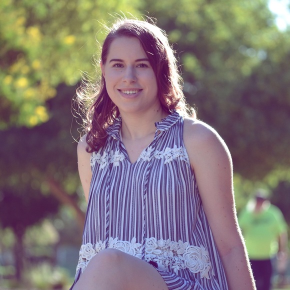 Meet your Posher, Hannah - Picture 1 of 1